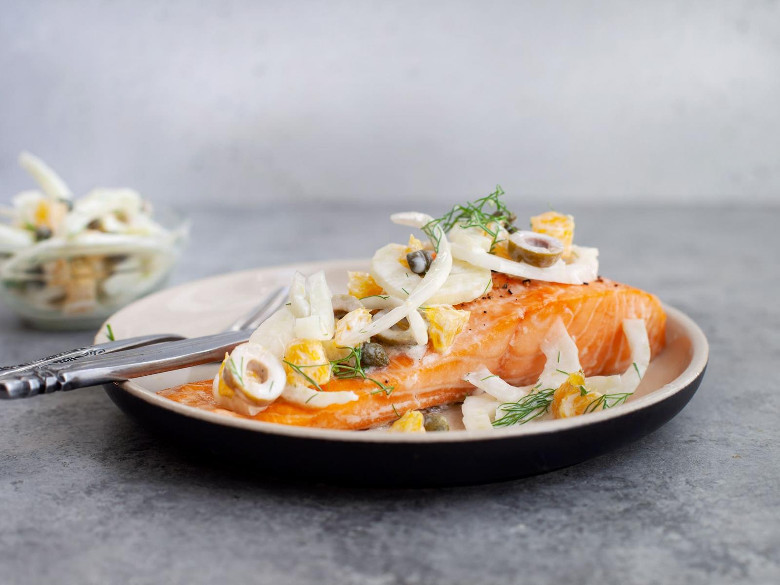 Pavés de saumon et leur salsa - Salmon Steaks with Salsa